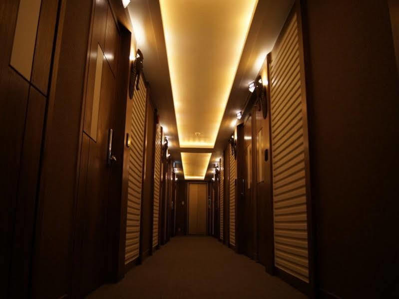 Princess Hotel Seoul Exteriör bild